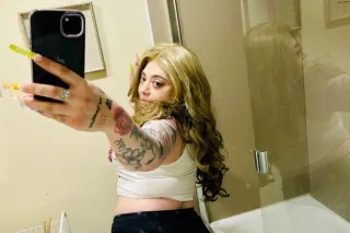 need some new pics come take some of me lol ❤💕 I prefer calls over text , have a gf also if interested❤💕 end the night right 💕❤😘 south sacramento incalls i got my phone fixed so ill aswer now !! photo 6