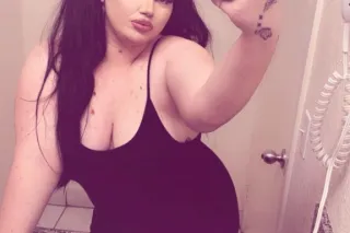 i got tha pink wet pussy 😏💦 photo 4