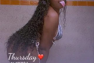 🍫 SEXY CHOCOLATE SLUT 👄JUICY PUSSY🍑ANAL FRIENDLY 💦SLOPPY TOPPY 🚨