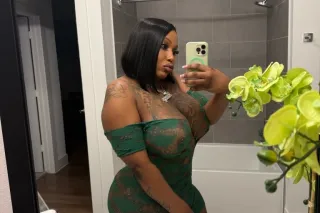 👋🏽Freaky with a Fat Ass 🍑Pretty Feet 👣 COME FREAK ME NIGGA photo 9