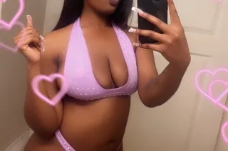 chocolate baddie in town🚨🚨