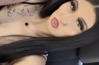 COME SEE WHY THEY DONT FORGET ME 😉