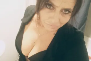 LOOKING FOR COMPANY. OR ORAL.EXPERT👅❤.EXTRA.DISCOUNT.IF YOU COME BEFORE 6AM..IM.WAITING🌟💯❤ photo 2