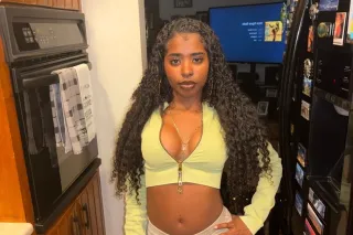 SEXY PETITE BROWNSKIN CUBANITA photo 3