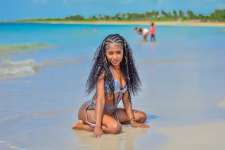 SEXY PETITE BROWNSKIN CUBANITA photo 7