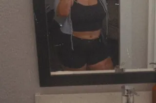 I'm up and ready to put it on ya😉👅 Cum play with me... I'll be a good girl 💙Facetime Fun💞Sell Content💛 photo 3