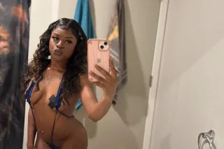 Available Now Let's Meet 🫧💕Verification Required 📲 Snap:daaiissyymami photo 4