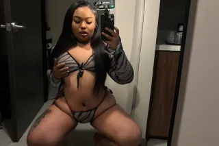 THICK Filipina Temptress 💮🌸 Soft Lips & Thick Heavenly Curves 😘I want to bounce on ur c0ck👅✨ photo 7