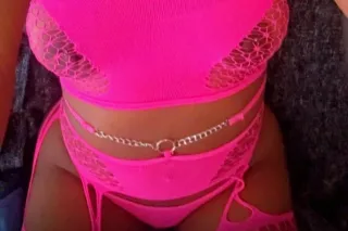 COME READY TO HAVE SOME FREAKY FUN💰🤭 photo 4