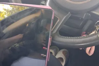 outcalls , car play photo 7