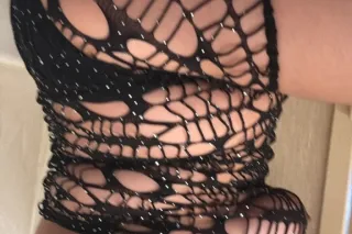 Young Hot Latina 💦 Newark Outcalls photo 2
