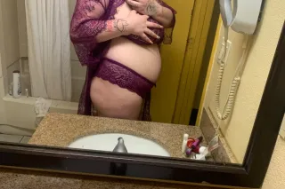 quick visit 120 half hour 220 condoms are required and vera faction photos and incall only photo 5