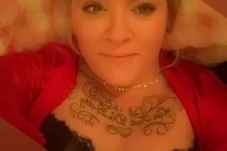 hi daddy Cum let off that mid week stress i promise ill make it all go away if just for a little while.