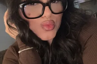 Stockton & Surrounding 🚗🇲🇽 hablo ESPANOL 📲screening req. serious inq. only 🩷-- Kari the Hottie -- Thick Latina Princess 👑 Ready to Be Spoiled – Serious Only photo 2