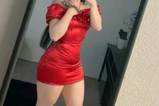 hola amor 😘 soy de sinaloa tranquila carin̈osa caliente ven a conocerme