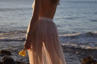 Sexy Sweet Petite Treat Now Visiting photo 7