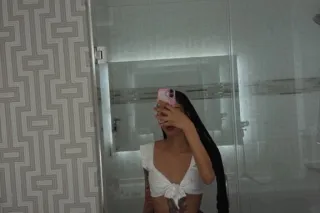 hey babe you deserve the best , thats me 🥂💗 im back photo 4