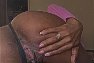 new in town ! outcalls only photo 3