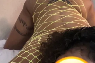 pretty suckable small feet 🦶👅💦freaky horny slutt photo 5