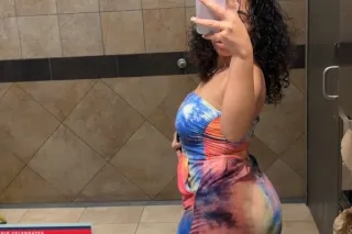 lets hanngg ouuut 🥰 photo 2