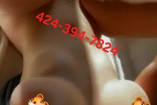TXT ME AND LET'S PLAY TODAY 🥰🥰🥰 100% real pics 😘 🔥 👉 Come to enjoy and taste my juicy kitty now 👉 🔥 ➡ photo 2