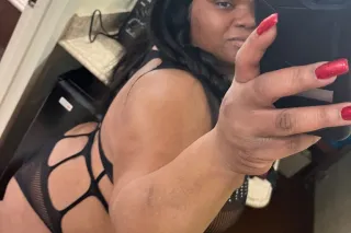 come see me!! photo 4