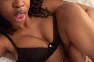 INCALL//OUTCALL AVALIABLE NOW ⭐SEXY PETITE MIXED EBONY NICE &TIGHT 🌊💦 photo 3