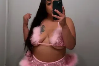 🔥Big titties 🥰 Tu Latina Calientita 🔥Culo Grande 🥰🥰100 special Now 🥰 Fairfeild incalls