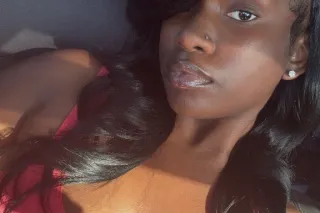 melt in your mouth, not in your hands 💋 photo 6