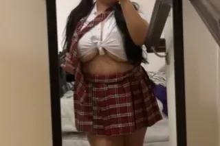 Big titty latina👅💦💕 photo 2