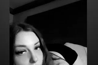 FACETIME SHOW AND CONTENT ONLY