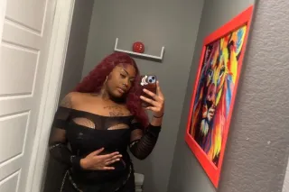 Ms. wettaaa 🌊, available now!! dont miss out 💋😙