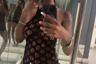 WET AND READY TO PLAY, CREOLE PETITE AND READY TO BE YOUR TREAT😍 2 girl available