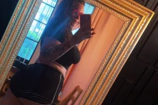 💋 Nude Vids/Pics Available photo 2