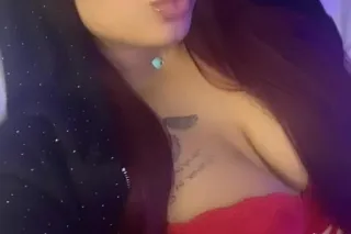 A Sexy Nymphomaniac 😈 Specials! photo 4