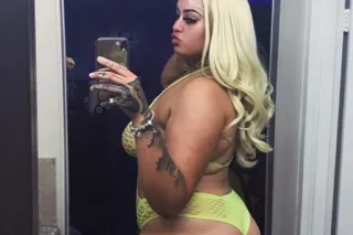 A Sexy Nymphomaniac 😈 Specials! photo 5