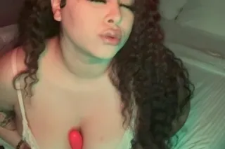 your favorite freak 💦no rush 😍come play with me 💦 photo 2