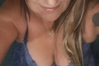 Experienced Older Woman available to please ypur desires. photo 9