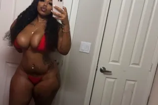 BUSTY BARBIE🍒 READY TO MEET YOU😻