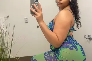 Your Favorite Distraction 💋✨ photo 2