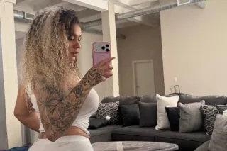 Hello, my loves! 👄 New sexy, kinky, and charming girl!