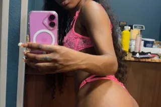 Hello304Kitty Mahattan photo 2
