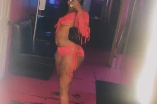 $80special . Real naughty real nasty. . let me show you why they call me splash . Actions speak louder then words !!!