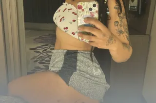 Mixed, Thick & Private , Cum play in my 🐱— Serious Only photo 4