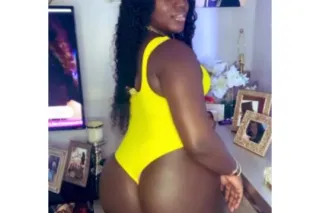 FACETIME📲SHOWS AVAILABLE✔😛 INSTA @ CURVYLICIOUS.BRI📸 photo 4