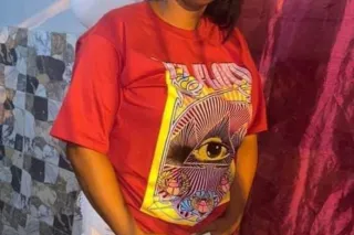 Hi, I'm a Latina girl with brown skin. photo 2