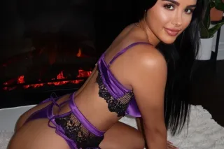 Hispanic beauty! Outcall only! call or text me! ;) photo 3