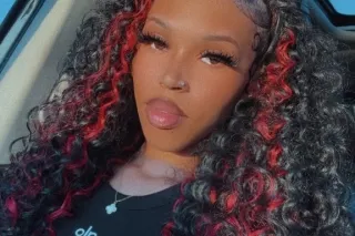 😈love to show u a good time and make u mine 🍑