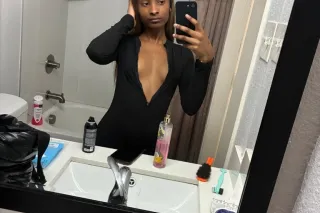 come see me baby 💦💦😩 .. 2 girls 💗. photo 5