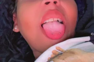 Happppy Saturday YOU GON FED ME TODAY IM A STRAVING MOON!! Come Catch A Vibe. Massage.. An Eating.. A Shower.. The Possibilities Are Endless HERE!! You're On The MOON With MOON 💜😶 COME HELP ME TRY IT OUT photo 3